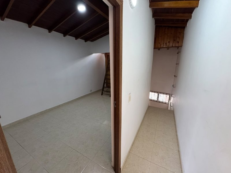 Apartamento para el arriendo en Envigado el codigo es 14096 Foto 6