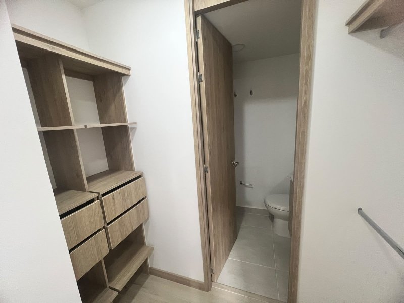 Apartamento para el arriendo en Sabaneta el codigo es 17735 Foto 9