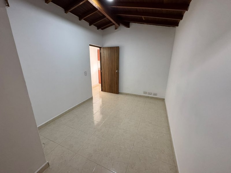 Apartamento para el arriendo en Envigado el codigo es 14096 Foto 10