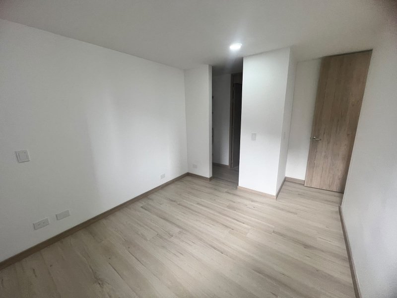Apartamento para el arriendo en Sabaneta el codigo es 17735 Foto 3