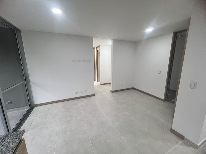 Apartamento para el arriendo en Sabaneta el codigo es 17735 Foto 2