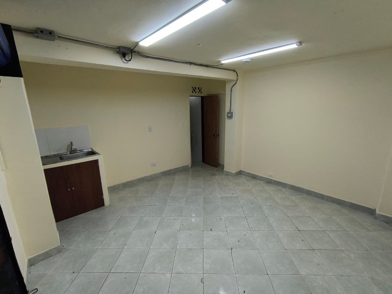 Local para el arriendo en Sabaneta el codigo es 1120 Foto 4