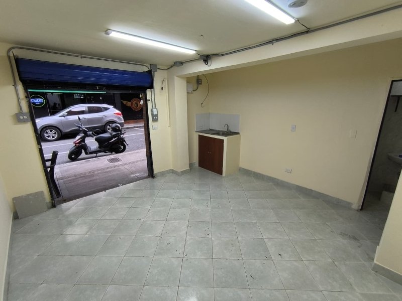 Local para el arriendo en Sabaneta el codigo es 1120 Foto 6