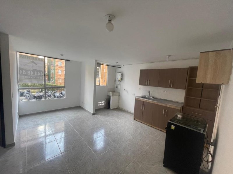 Apartamento para el arriendo en Medellín el codigo es 12833 Foto 2