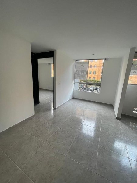 Apartamento para el arriendo en Medellín el codigo es 12833 Foto 3