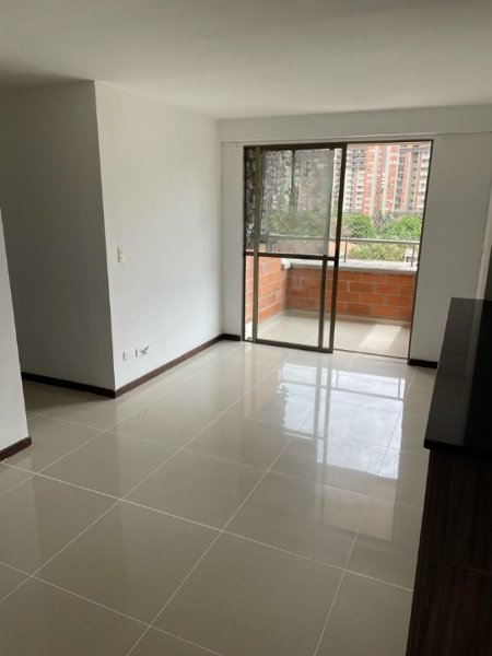 Apartamento para el arriendo en Sabaneta el codigo es 11401 Foto 5