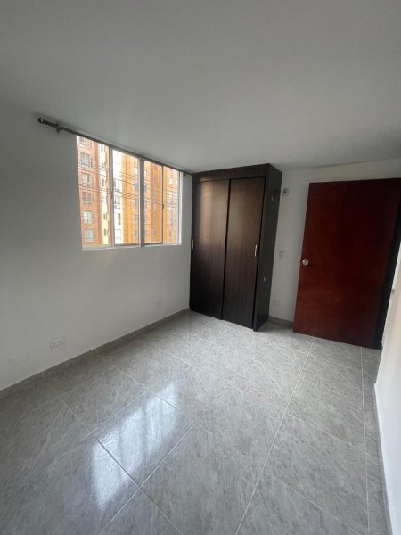 Apartamento para el arriendo en Medellín el codigo es 12833 Foto 4