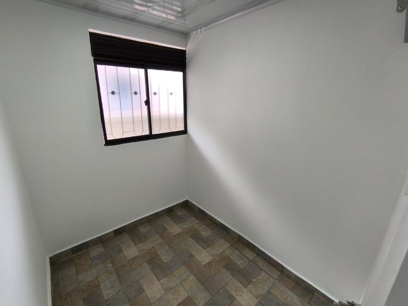 Apartaestudio para el arriendo en Medellín el codigo es 17727 Foto 8
