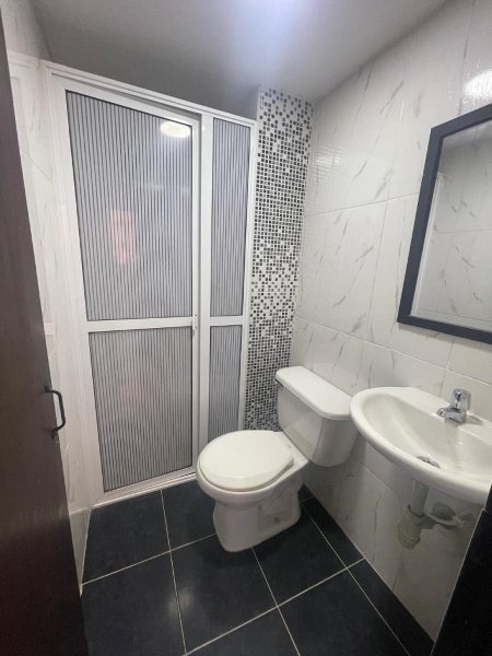 Apartamento para el arriendo en Medellín el codigo es 12833 Foto 8
