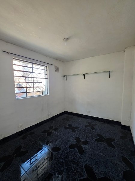 Casa para el arriendo en Medellín - Aranjuez el codigo es 14232 Foto 5