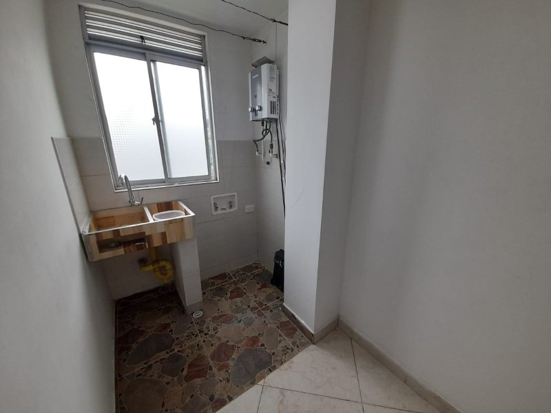 Apartamento para el arriendo en Sabaneta el codigo es 17233 Foto 12