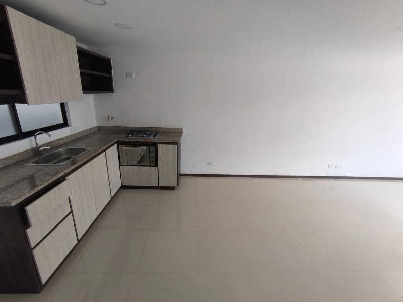 Apartamento para el arriendo en Sabaneta el codigo es 12444 Foto 2
