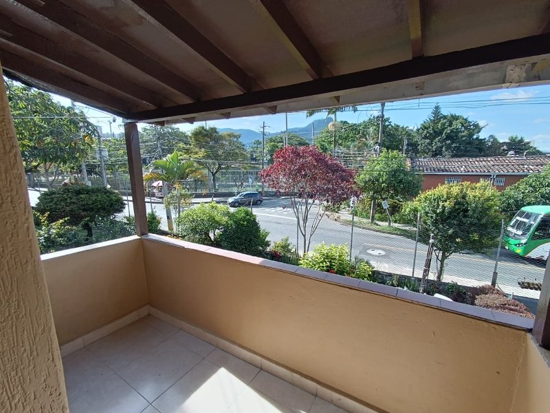 Apartamento para el arriendo en Itagüí el codigo es 17675 Foto 7