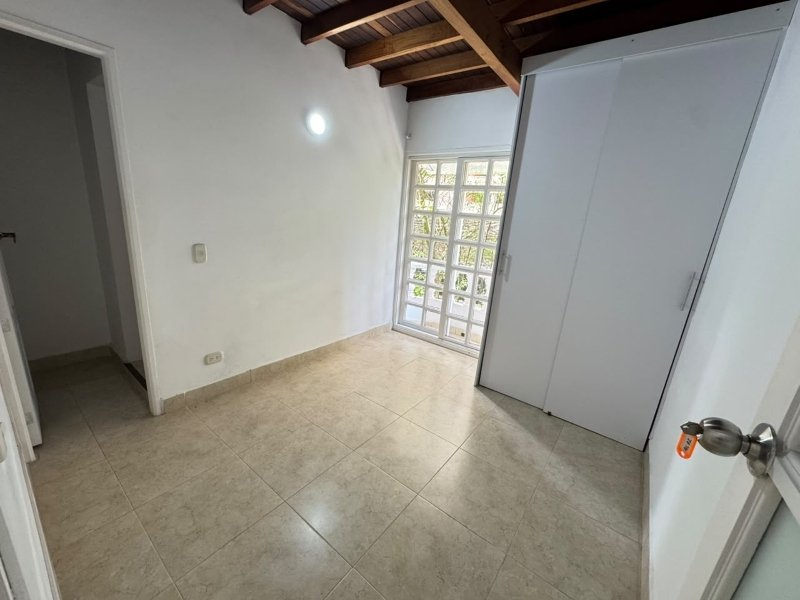 Casa para el arriendo en Sabaneta - San Jose el codigo es 17722 Foto 9
