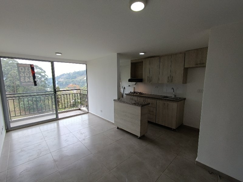 Apartamento para el arriendo en La Estrella el codigo es 17889 Foto 3
