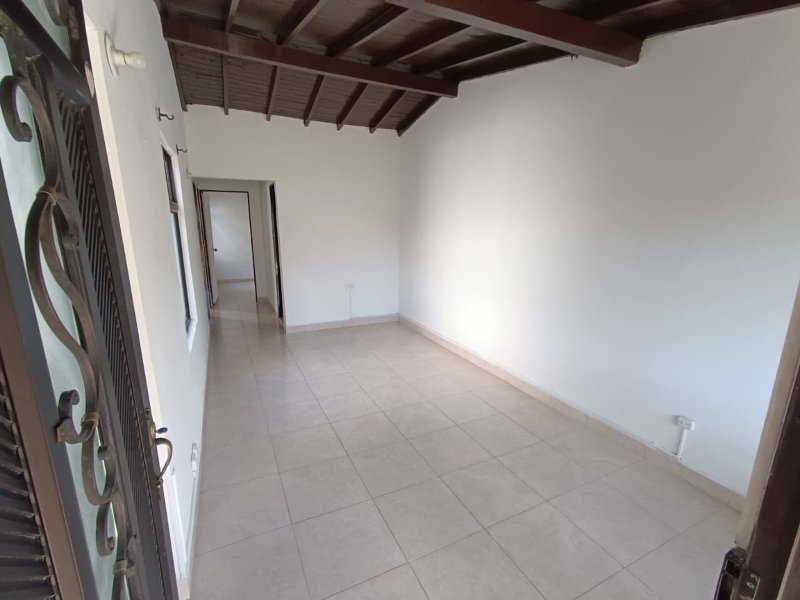 Apartamento para el arriendo en Itagüí el codigo es 17675 Foto 5
