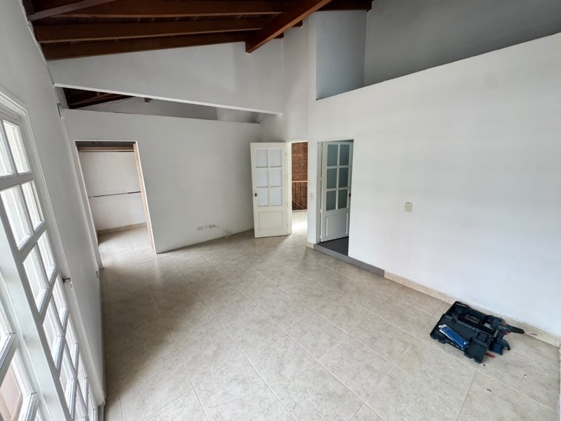 Casa para el arriendo en Sabaneta - San Jose el codigo es 17722 Foto 13