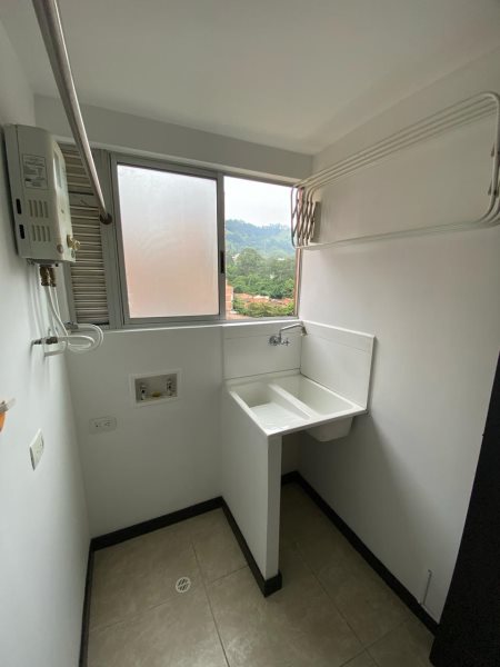 Apartaestudio para el arriendo en Sabaneta el codigo es 16957 Foto 14