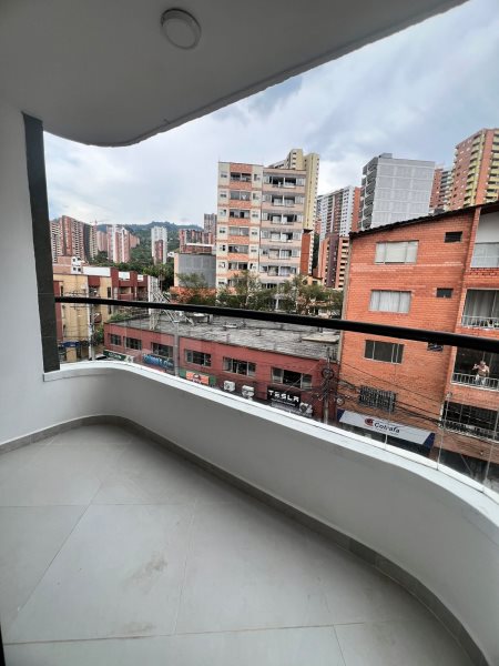 Apartamento para el arriendo en Sabaneta el codigo es 16974 Foto 3