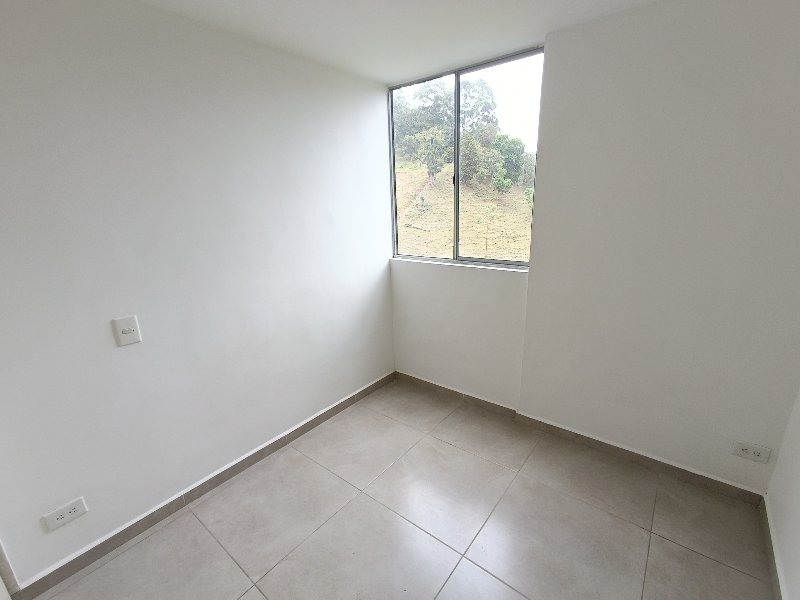 Apartamento para el arriendo en La Estrella el codigo es 17889 Foto 14