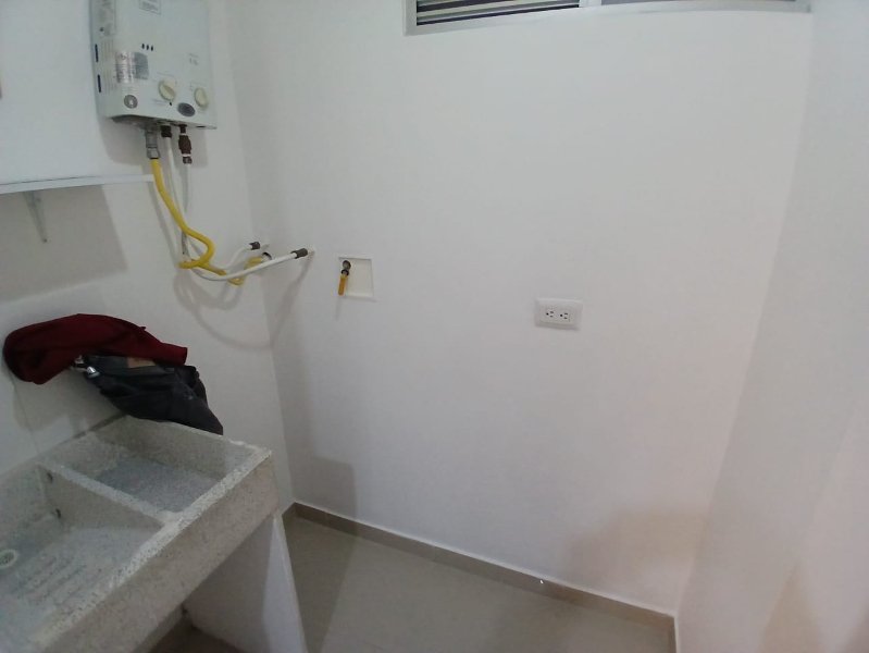Apartamento para el arriendo en Envigado el codigo es 17678 Foto 14