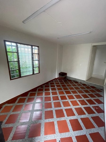 Casa para el arriendo en Sabaneta el codigo es 13581 Foto 12