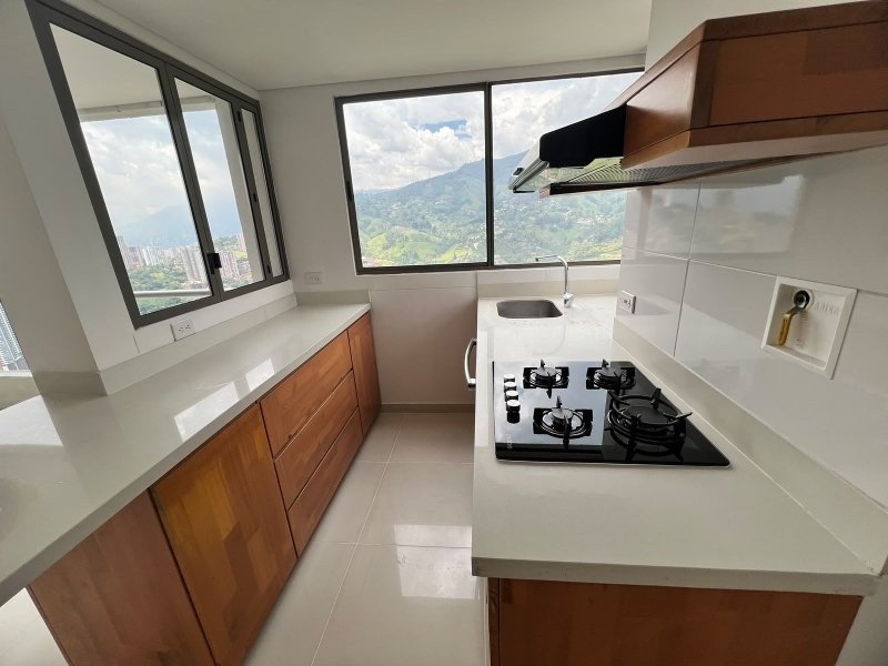 Apartamento para el arriendo en Sabaneta el codigo es 17540 Foto 2