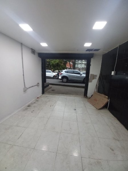 Local para el arriendo en Sabaneta el codigo es 13205 Foto 2