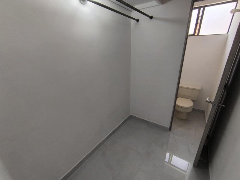 Casa para el arriendo en Envigado el codigo es 16110 Foto 13