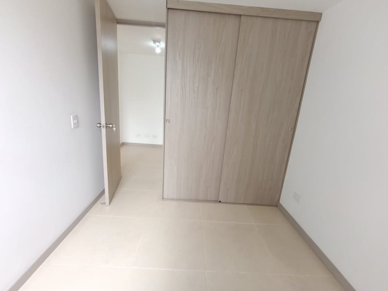 Apartamento para el arriendo en Envigado el codigo es 16994 Foto 11