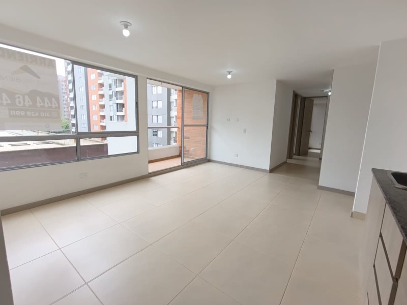 Apartamento para el arriendo en Envigado el codigo es 16994 Foto 4