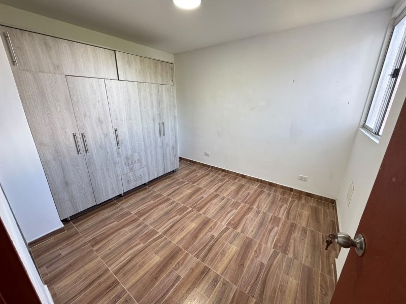 Apartamento para el arriendo en Sabaneta el codigo es 17673 Foto 11