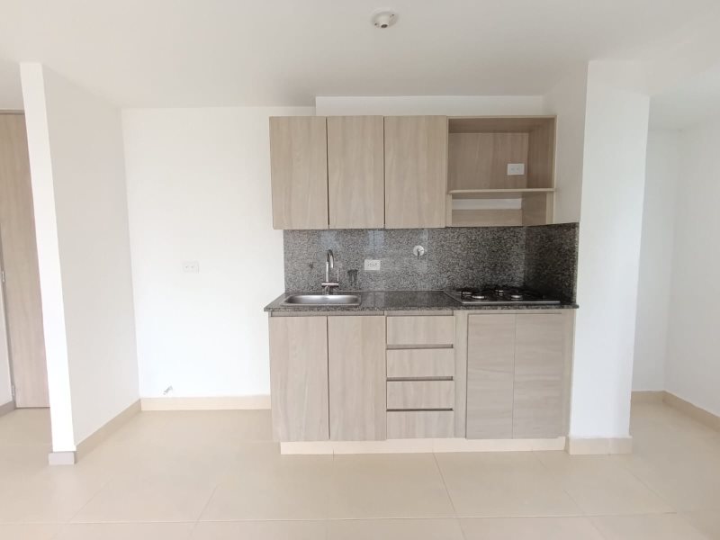 Apartamento para el arriendo en Envigado el codigo es 16994 Foto 2