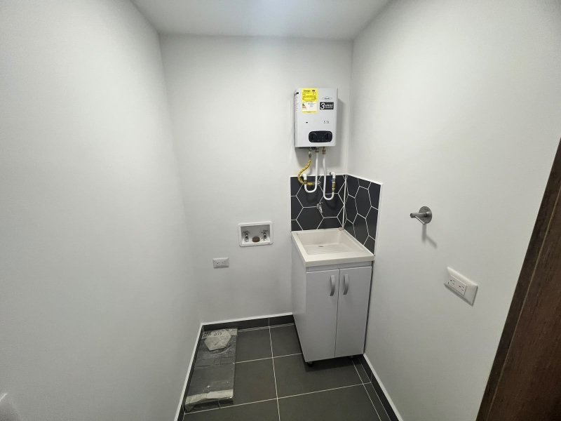 Apartamento para el arriendo en Envigado el codigo es 17550 Foto 13