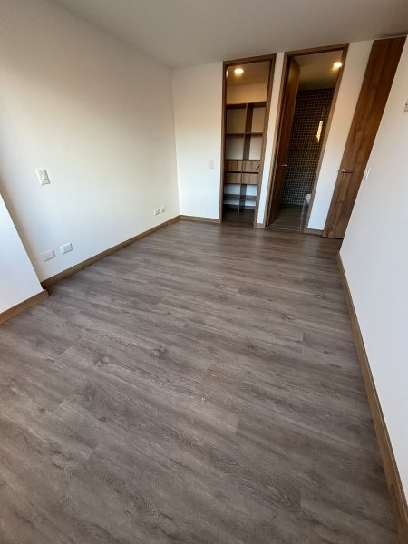 Apartamento para el arriendo en Envigado el codigo es 17790 Foto 10