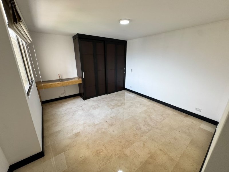 Apartamento para el arriendo en Medellín el codigo es 17689 Foto 14