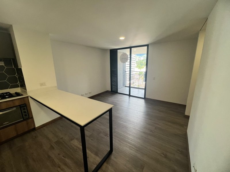 Apartamento para el arriendo en Envigado el codigo es 17550 Foto 3