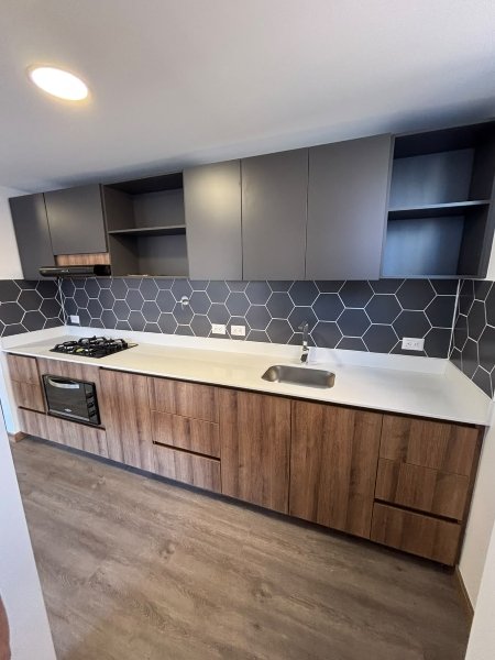 Apartamento para el arriendo en Envigado el codigo es 17790 Foto 4