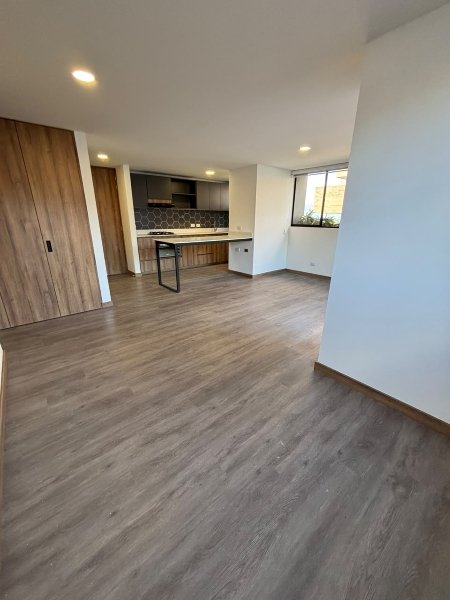 Apartamento para el arriendo en Envigado el codigo es 17790 Foto 5