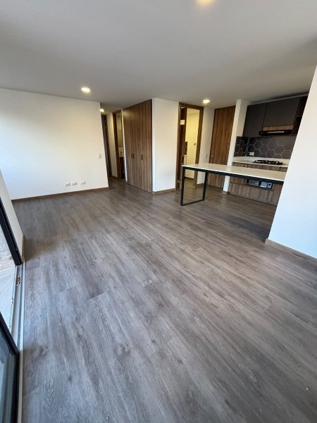 Apartamento para el arriendo en Envigado el codigo es 17790 Foto 6
