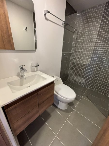 Apartamento para el arriendo en Envigado el codigo es 17790 Foto 18