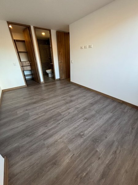 Apartamento para el arriendo en Envigado el codigo es 17790 Foto 14