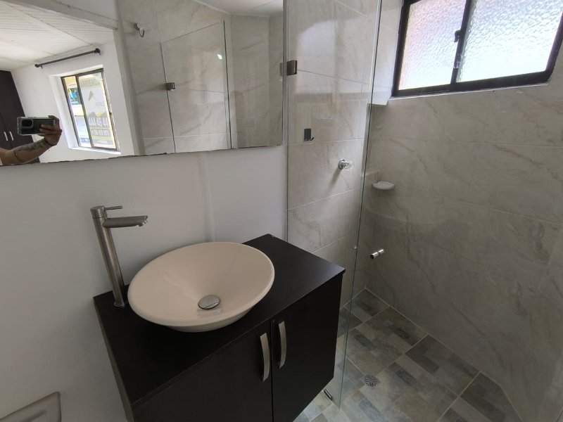 Apartaestudio para el arriendo en Sabaneta el codigo es 18080 Foto 9
