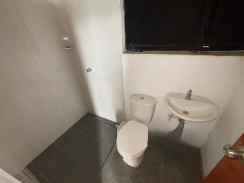 Bodega para el arriendo en Caldas el codigo es 16930 Foto 6