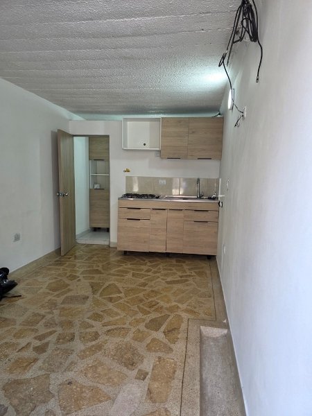 Apartaestudio para el arriendo en Sabaneta el codigo es 10316 Foto 3