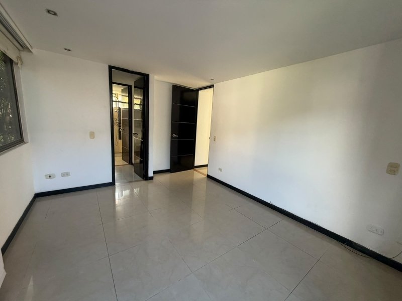 Casa para el arriendo en Medellín el codigo es 17788 Foto 11
