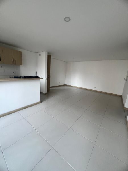 Apartamento para el arriendo en Sabaneta el codigo es 16783 Foto 2