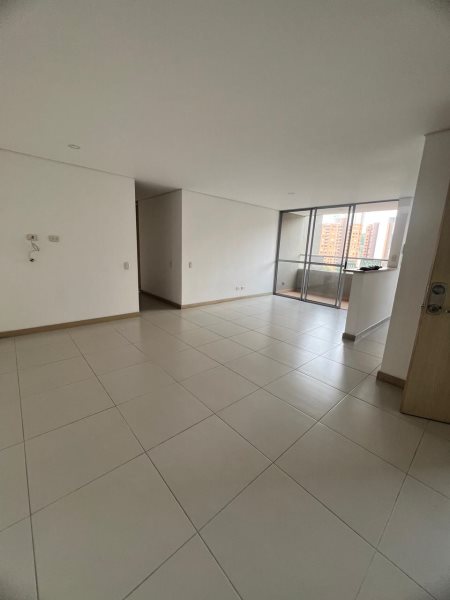 Apartamento para el arriendo en Sabaneta el codigo es 16783 Foto 3