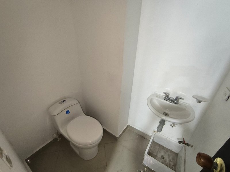 Local para el arriendo en Sabaneta el codigo es 17586 Foto 6