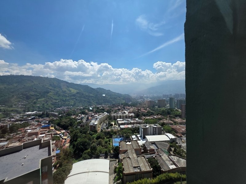 Apartamento para el arriendo en Medellín el codigo es 15339 Foto 10